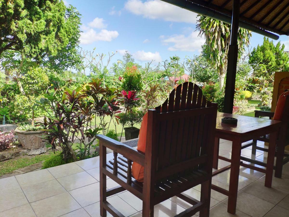 Rijasa Homestay كارانغاسِم المظهر الخارجي الصورة